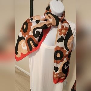 Retro Ponte Tresa  rectangular  scarf  in Red, black, white, browns